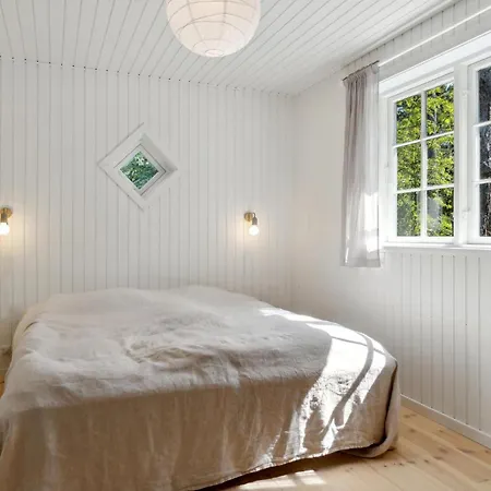 In Nykobing Sj With Kitchen Holiday home Tjorneholm